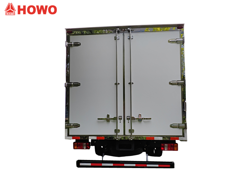 HOWO 4x4 emergency mobile maintenance vehicle