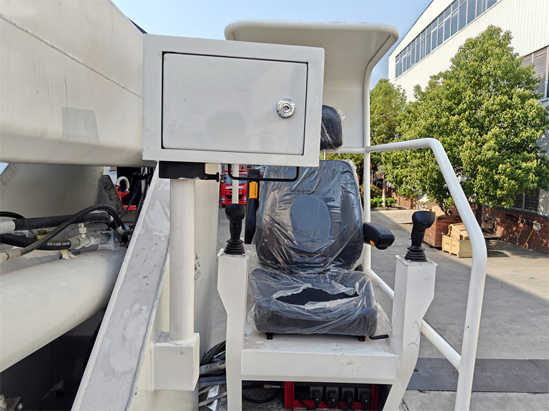 Howo 32m high reach fire truck 