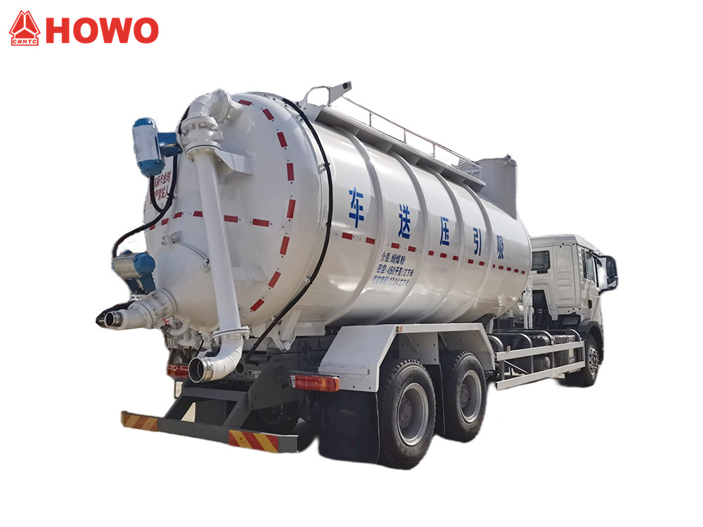 HOWO 15cbm Industrial Vacuum Loader Truck 