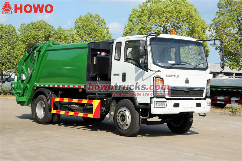 HOWO rear loader truck 