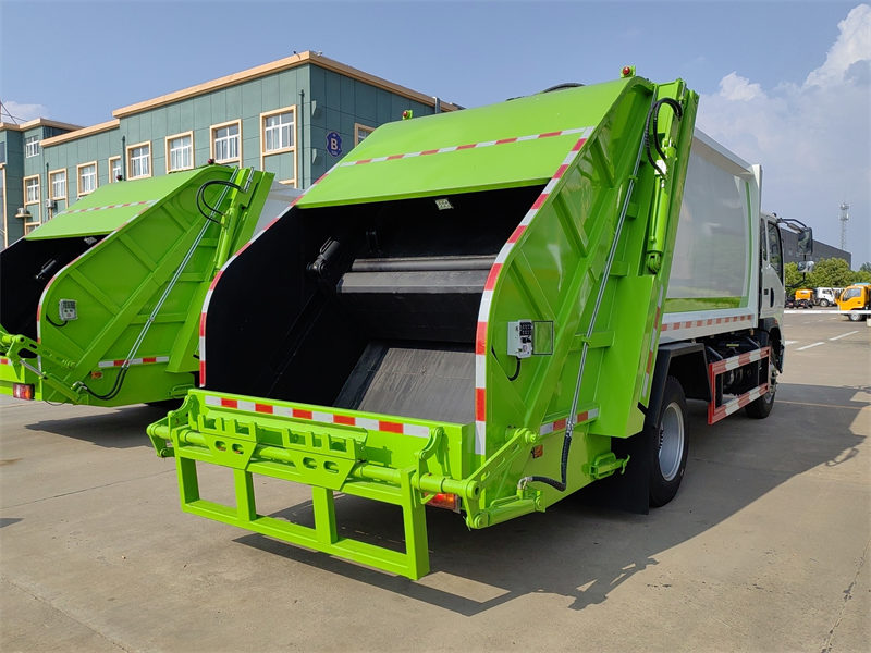 Howo garbage compactor truck