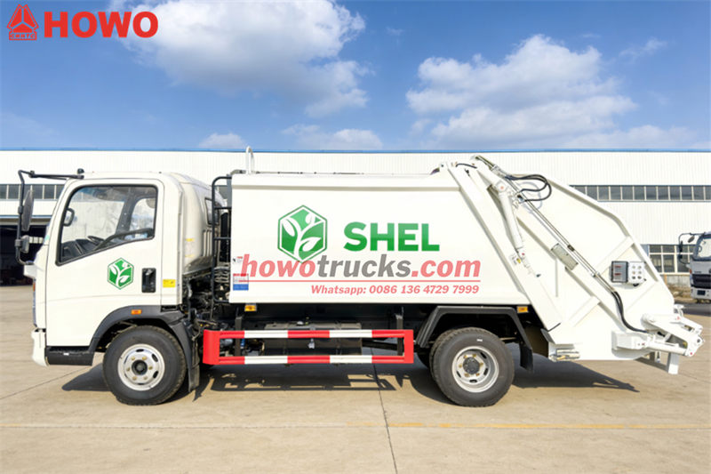 HOWO 4×2 back loader garbage truck