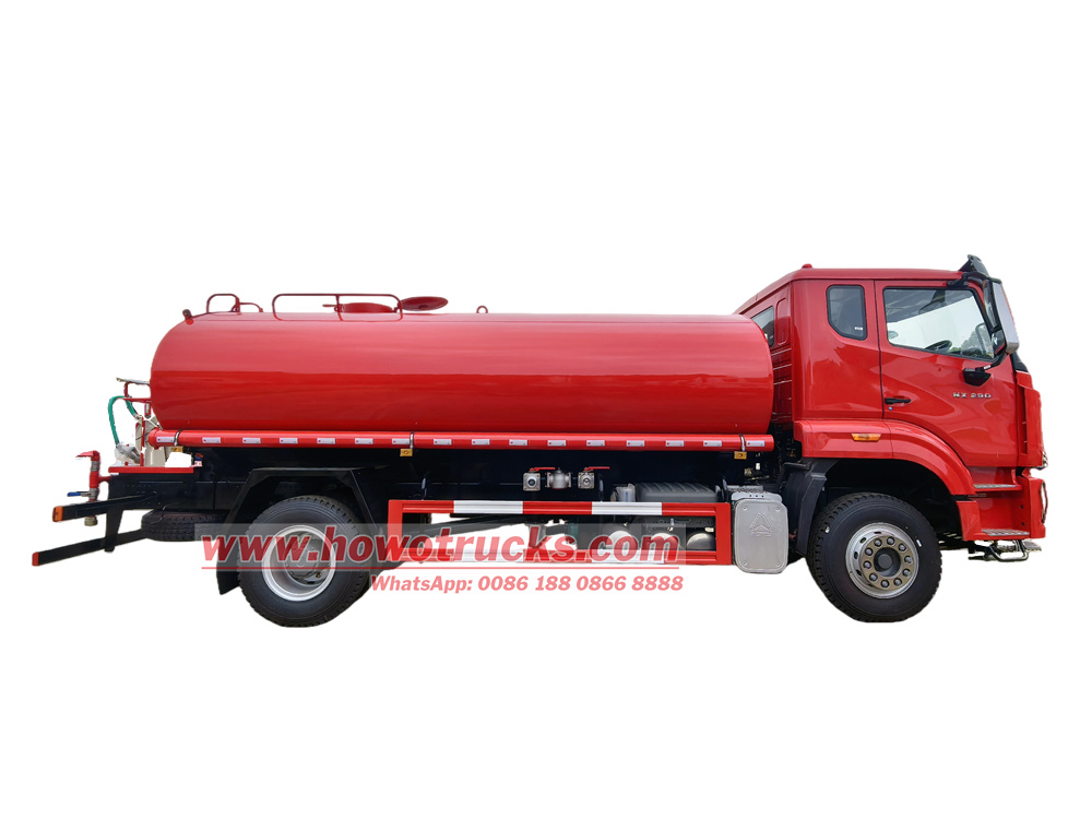 HOWO NX RHD 12000L water sprinkler truck