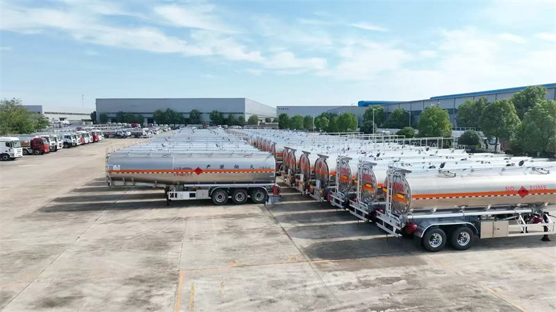 35 cbm fuel tanker semitrailer