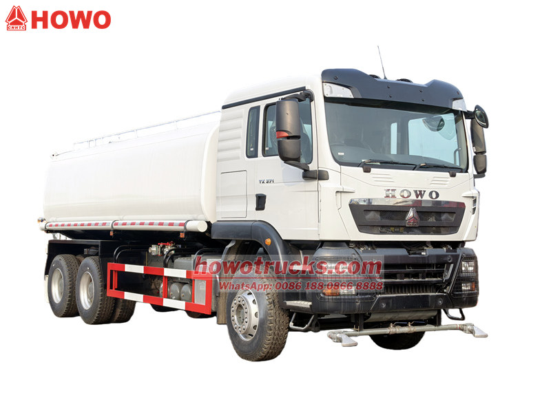 Sinotruk HOWO towable water truck with sprinkler