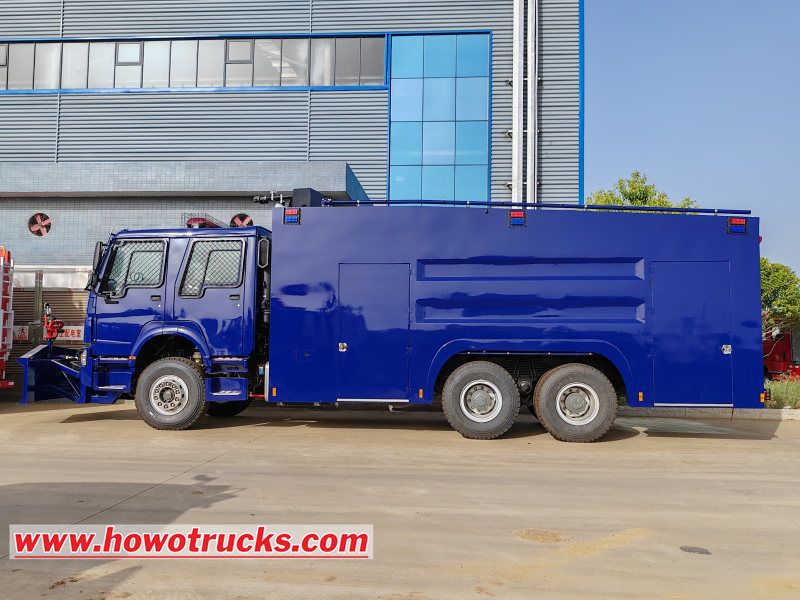 HOWO Chassis Armored Water Cannon Trucks