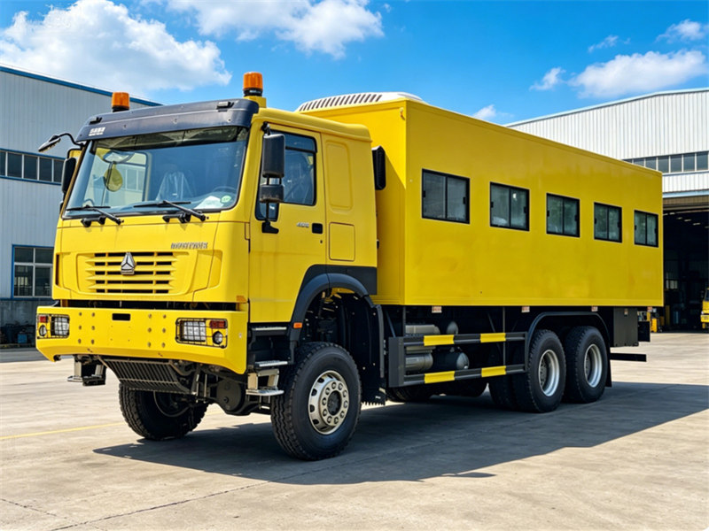HOWO 6X6 Off Road Troop Carrier Truck HOWO 6X6 Off Road Troop Carrier Truck