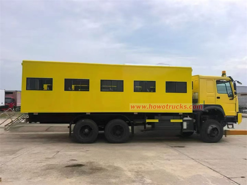 howo 6x6 drive troops carrier truck